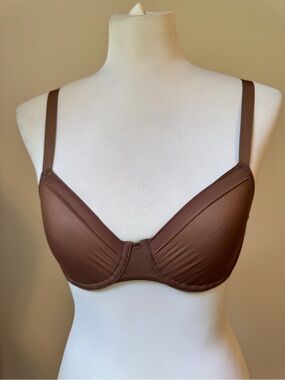 SKIMS Smooth Mesh Underwire Bra in Chocolate Brown 34B lightweight breathable